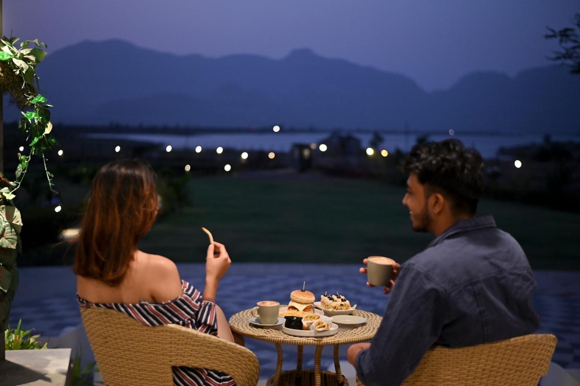 Saj By The Lake, مالشيج جات المظهر الخارجي الصورة